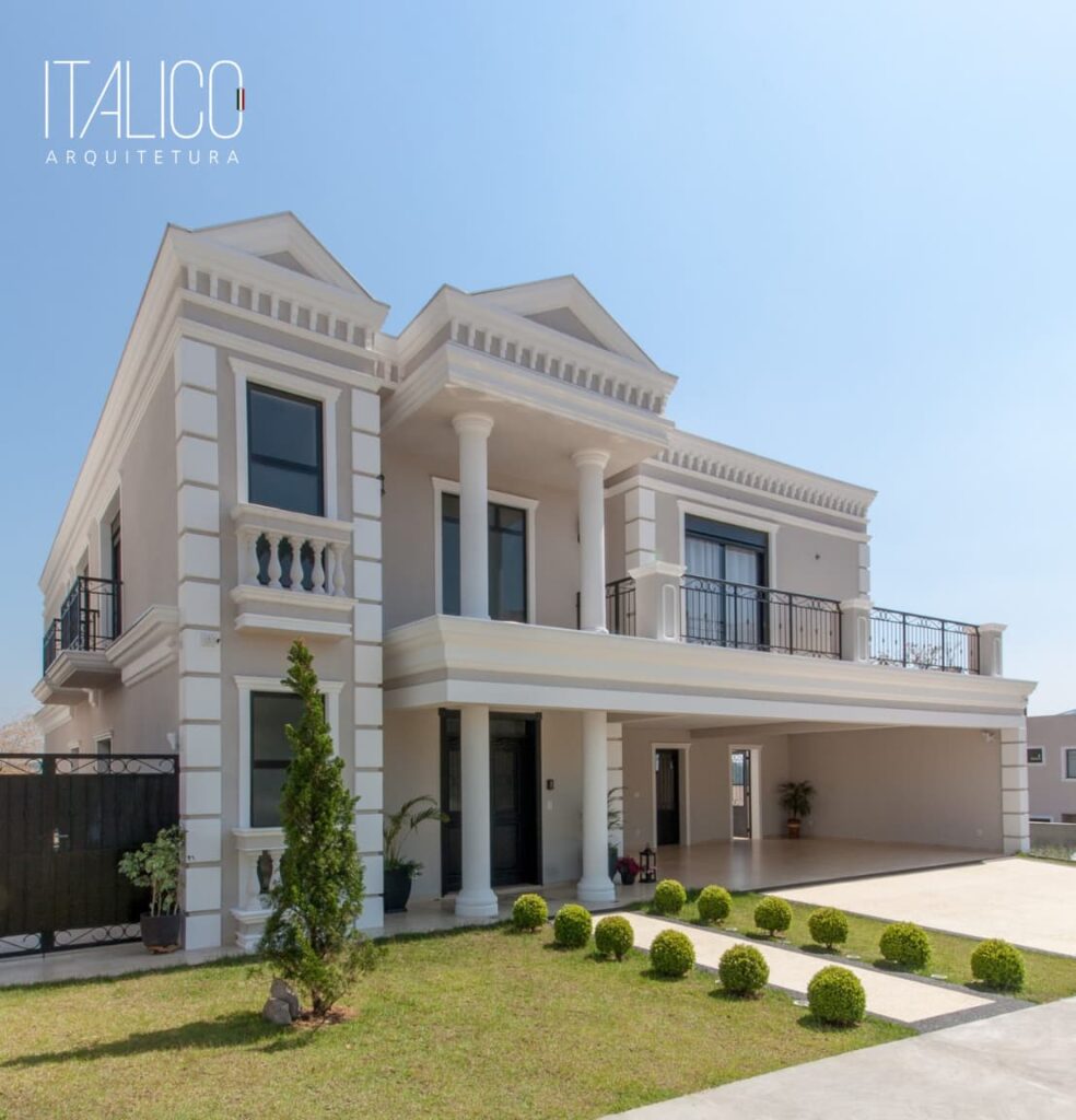 Mont Blanc Campinas – Projeto Sob Medida para Terreno 20x35m com Estilo Neoclássico